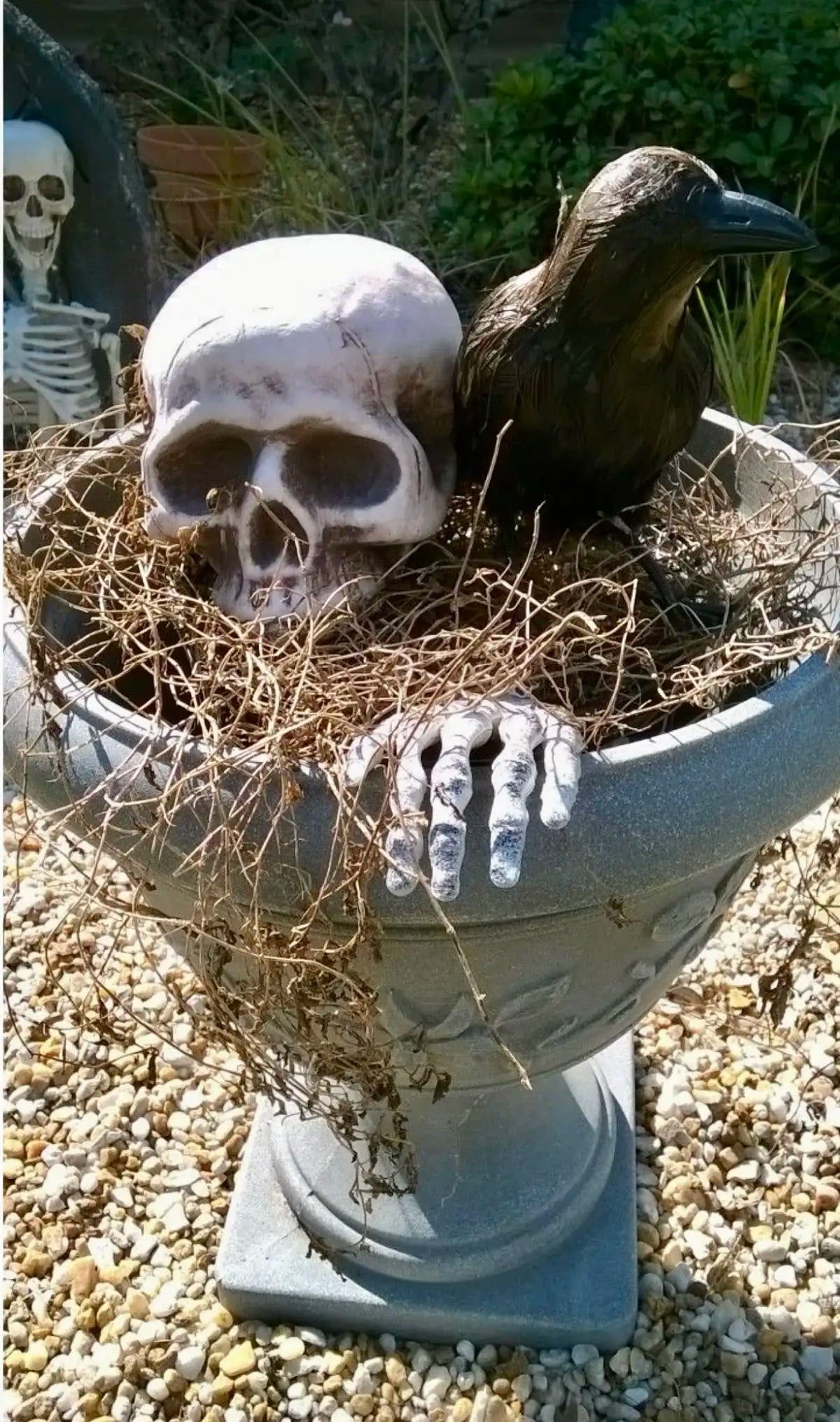 Realistic Skeleton Stakes: Skull, Hands & Arms for Halloween Lawn Decor