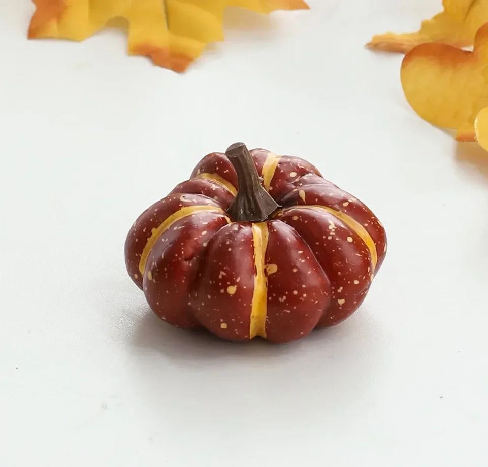 Mini Artificial Pumpkins: Halloween Decor